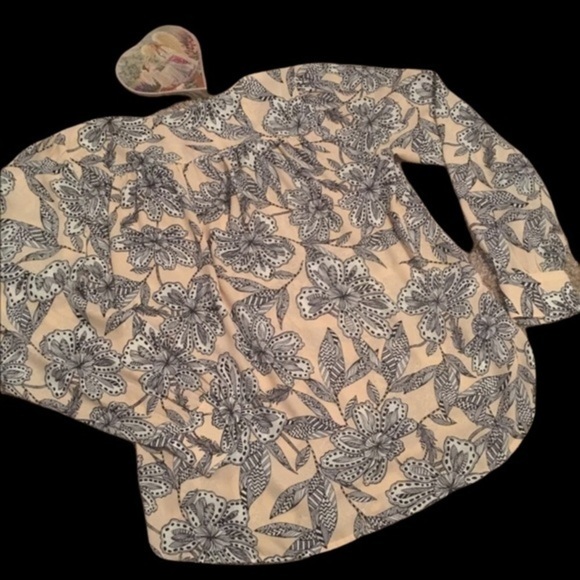 ANN TAYLOR LOFT PETITE Blouse - Picture 6 of 7